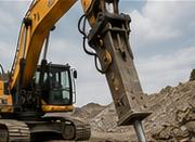 Marteaux hydrauliques — Matériel mines & carrières disponible chez DPO Équipements à Abidjan